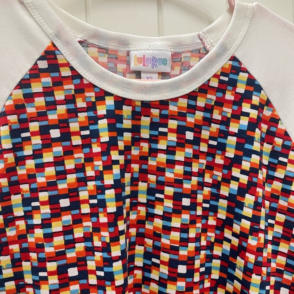 Size XS
LuLaRoe Randy
NWT - Picture 3 of 3